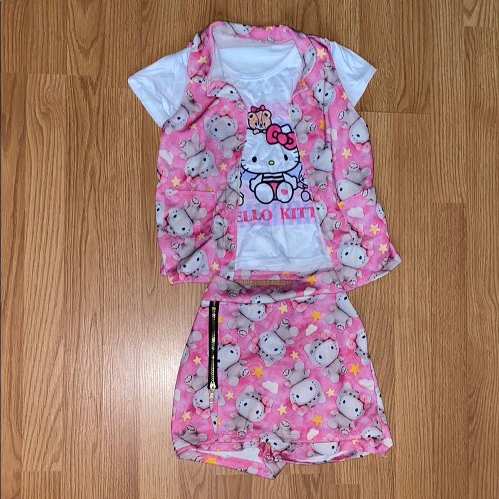 Hello Kitty Pink and White Set with Playful Print